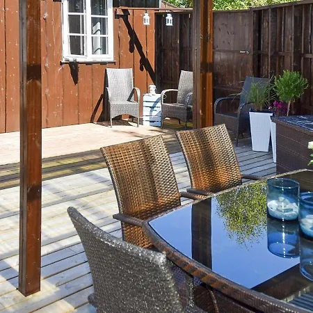 Four-bedroom Holiday In Farstad