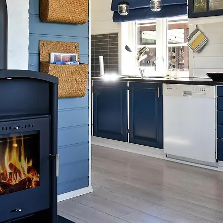 度假居 9 Person In Farstad-by Traum *