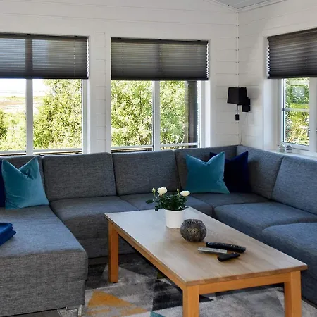 בית נופש 9 Person In Farstad-by Traum
