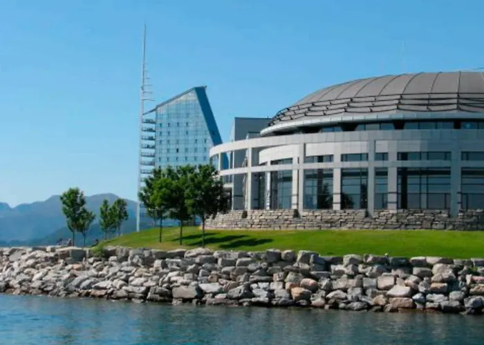 Semesterbostad 9 Person In Farstad-by Traum *