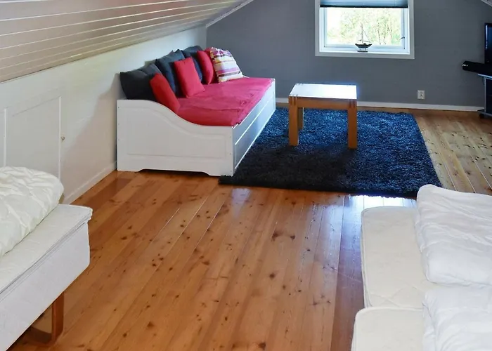 9 Person In Farstad-by Traum * Farstad